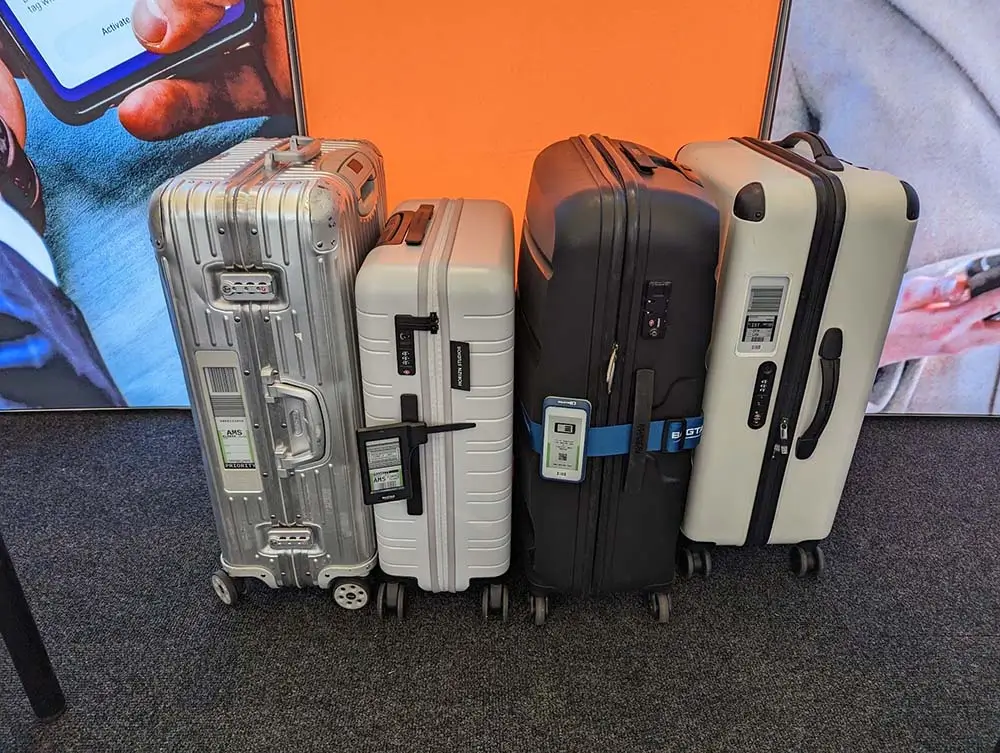 BAGTAGS Fix on Baggages